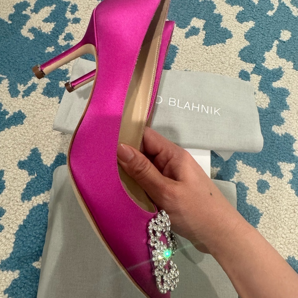 Manolo Blahnik Hangisi Women's Pink Satin Pumps 36.5 70mm - Picture 5 of 9